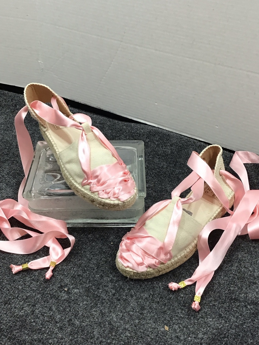 Hand Made Spain Pink Satin Ribbon Espadrille Sandals NWOT